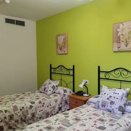 Condado De Miranda 3* ミランダ・デル・カスタニャル
