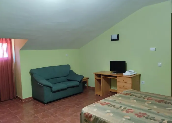 Hotel Condado De Miranda 3*